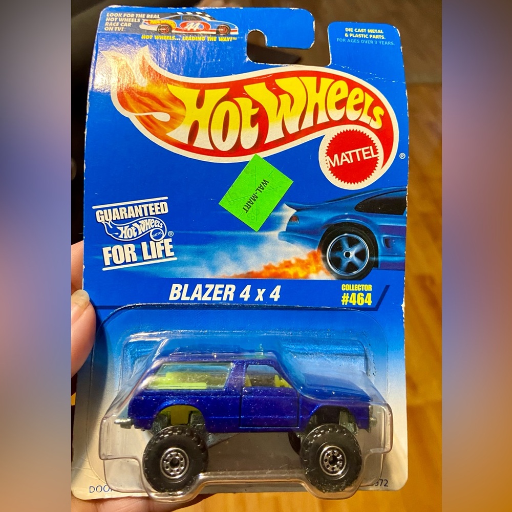 Hot Wheels Blazer 4 x 4 Kids Toy - blue